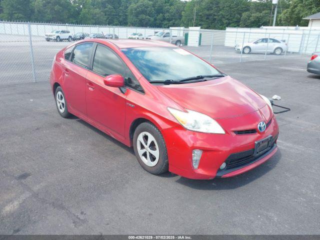  Salvage Toyota Prius