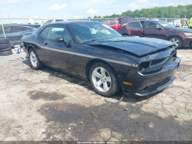  Salvage Dodge Challenger