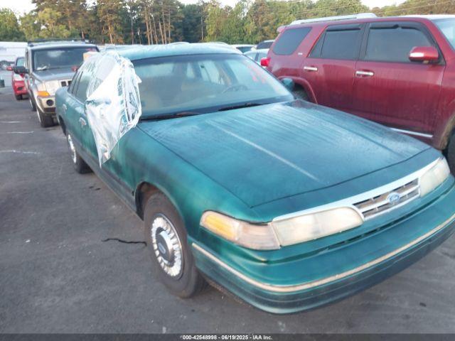 Salvage Ford Crown Victoria