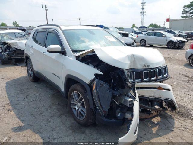  Salvage Jeep Compass