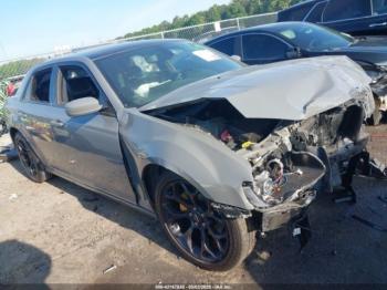  Salvage Chrysler 300