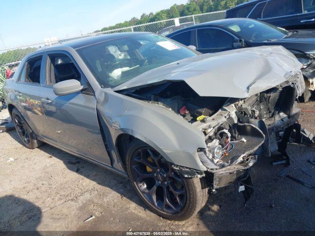  Salvage Chrysler 300