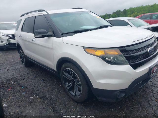  Salvage Ford Explorer