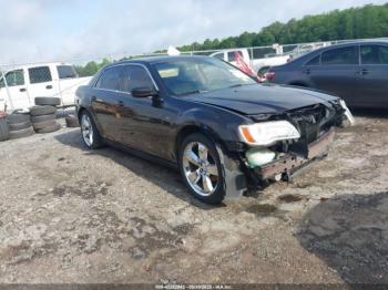  Salvage Chrysler 300