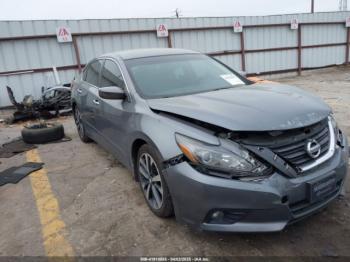  Salvage Nissan Altima