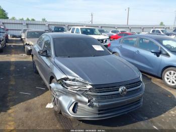  Salvage Volkswagen Jetta