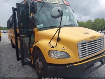  Salvage Freightliner Chassis