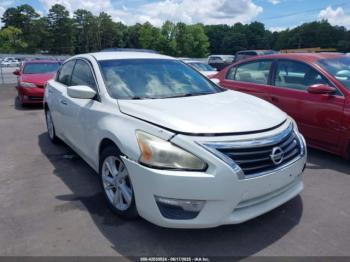  Salvage Nissan Altima