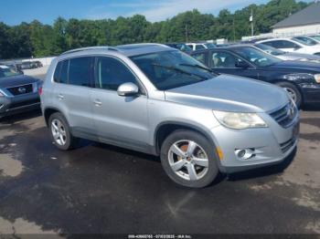  Salvage Volkswagen Tiguan