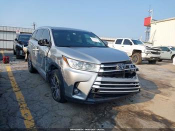  Salvage Toyota Highlander