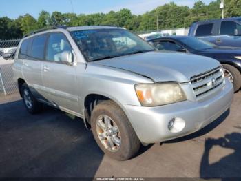  Salvage Toyota Highlander