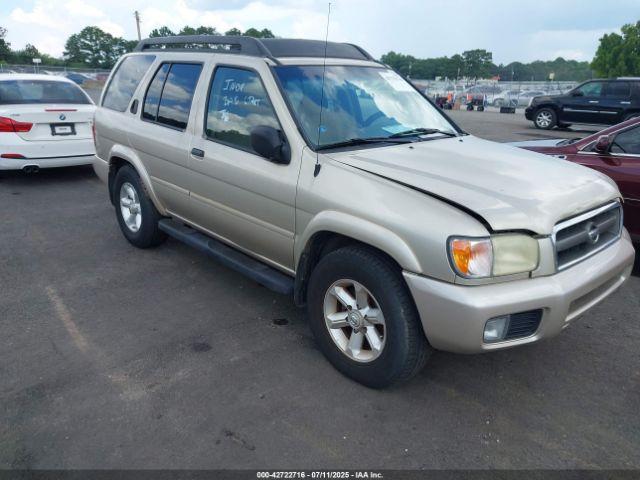  Salvage Nissan Pathfinder