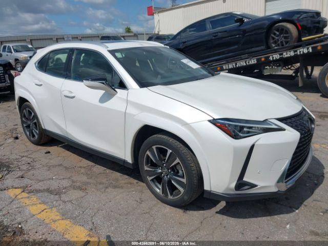  Salvage Lexus Ux