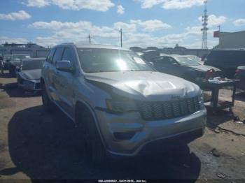  Salvage Jeep Grand Cherokee