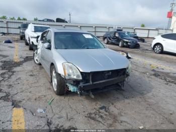  Salvage Nissan Maxima