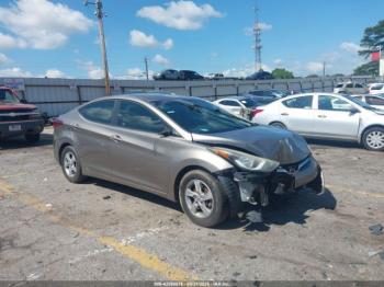  Salvage Hyundai ELANTRA