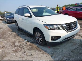  Salvage Nissan Pathfinder