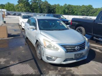  Salvage Nissan Altima