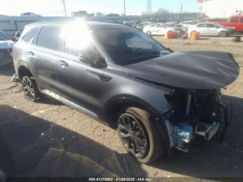 Salvage Kia Sorento