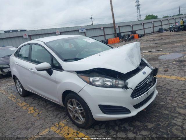  Salvage Ford Fiesta