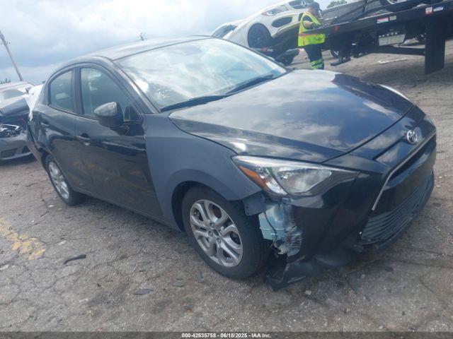  Salvage Toyota Yaris