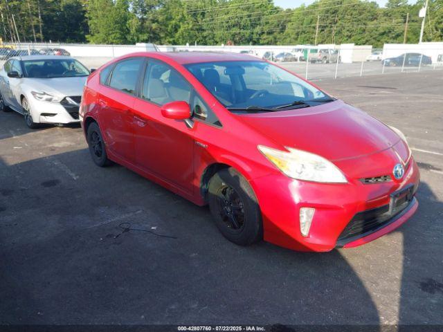  Salvage Toyota Prius