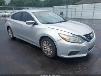  Salvage Nissan Altima