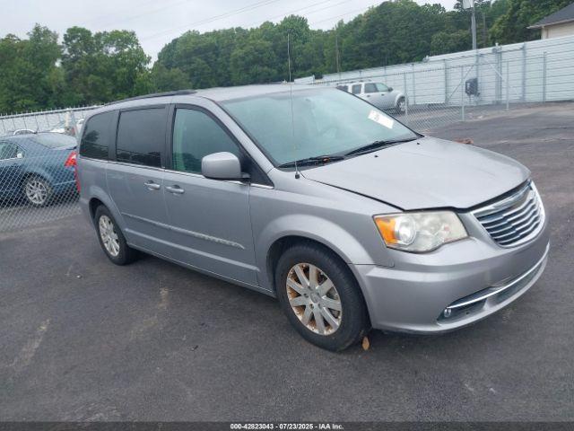  Salvage Chrysler Town & Country