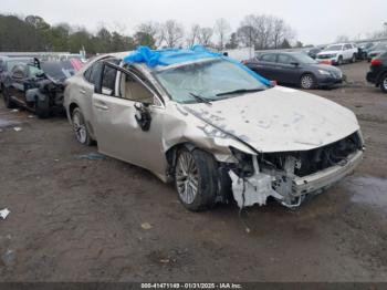  Salvage Lexus Es