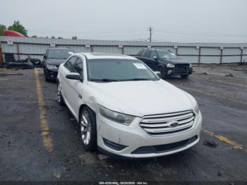  Salvage Ford Taurus