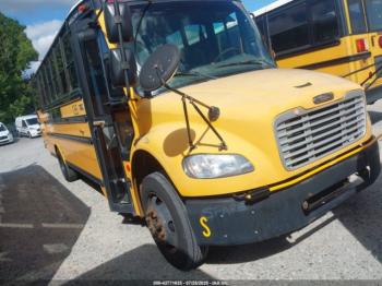  Salvage Freightliner Chassis