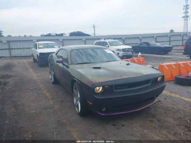  Salvage Dodge Challenger