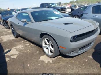  Salvage Dodge Challenger