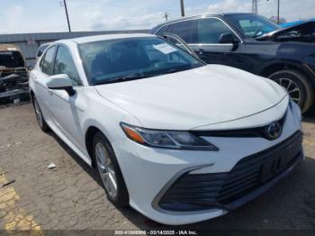  Salvage Toyota Camry