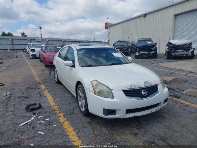  Salvage Nissan Maxima