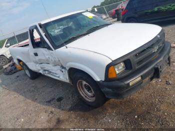  Salvage Chevrolet S-10