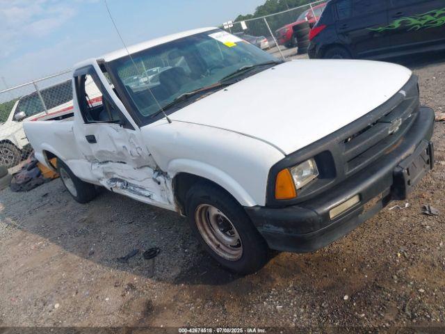  Salvage Chevrolet S-10