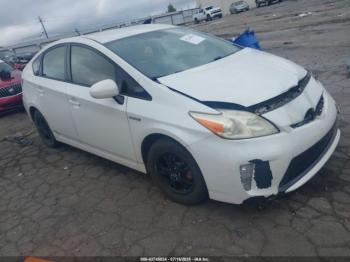  Salvage Toyota Prius