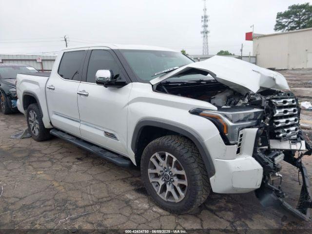  Salvage Toyota Tundra