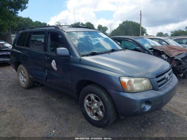 Salvage Toyota Highlander