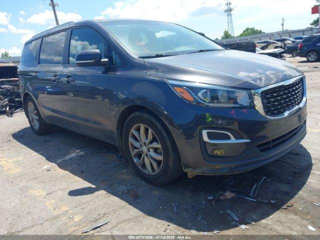  Salvage Kia Sedona