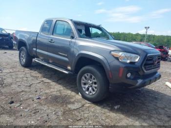  Salvage Toyota Tacoma