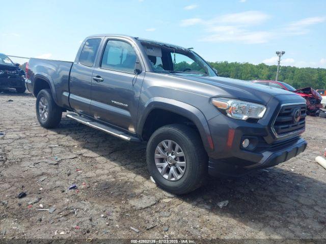 Salvage Toyota Tacoma