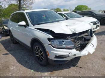  Salvage Volkswagen Tiguan