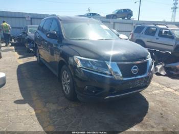  Salvage Nissan Pathfinder