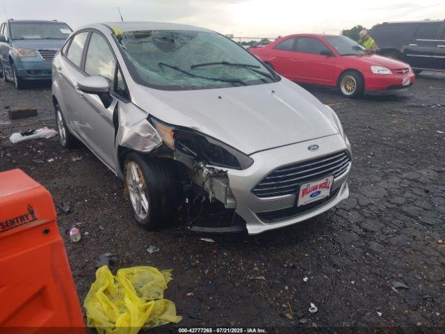  Salvage Ford Fiesta