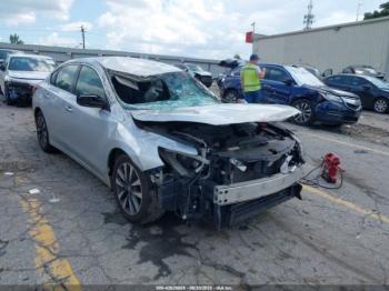 Salvage Nissan Altima