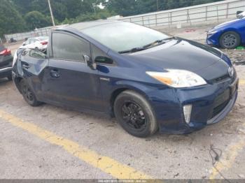  Salvage Toyota Prius