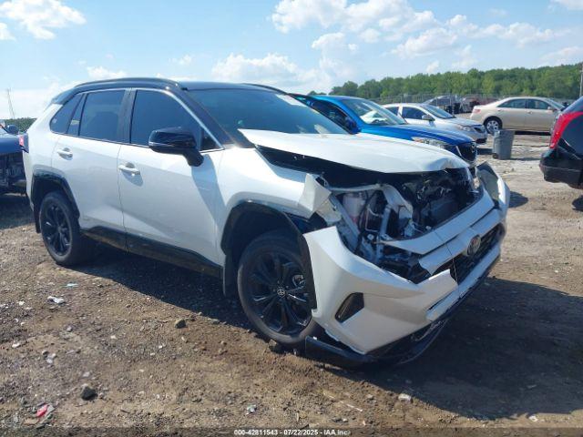  Salvage Toyota RAV4