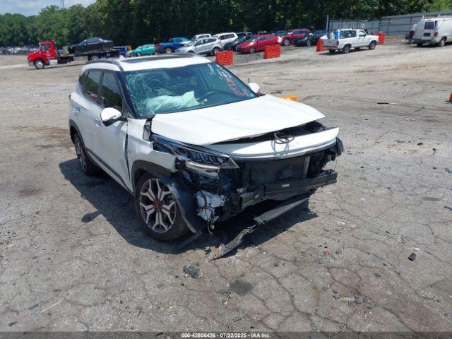  Salvage Kia Seltos